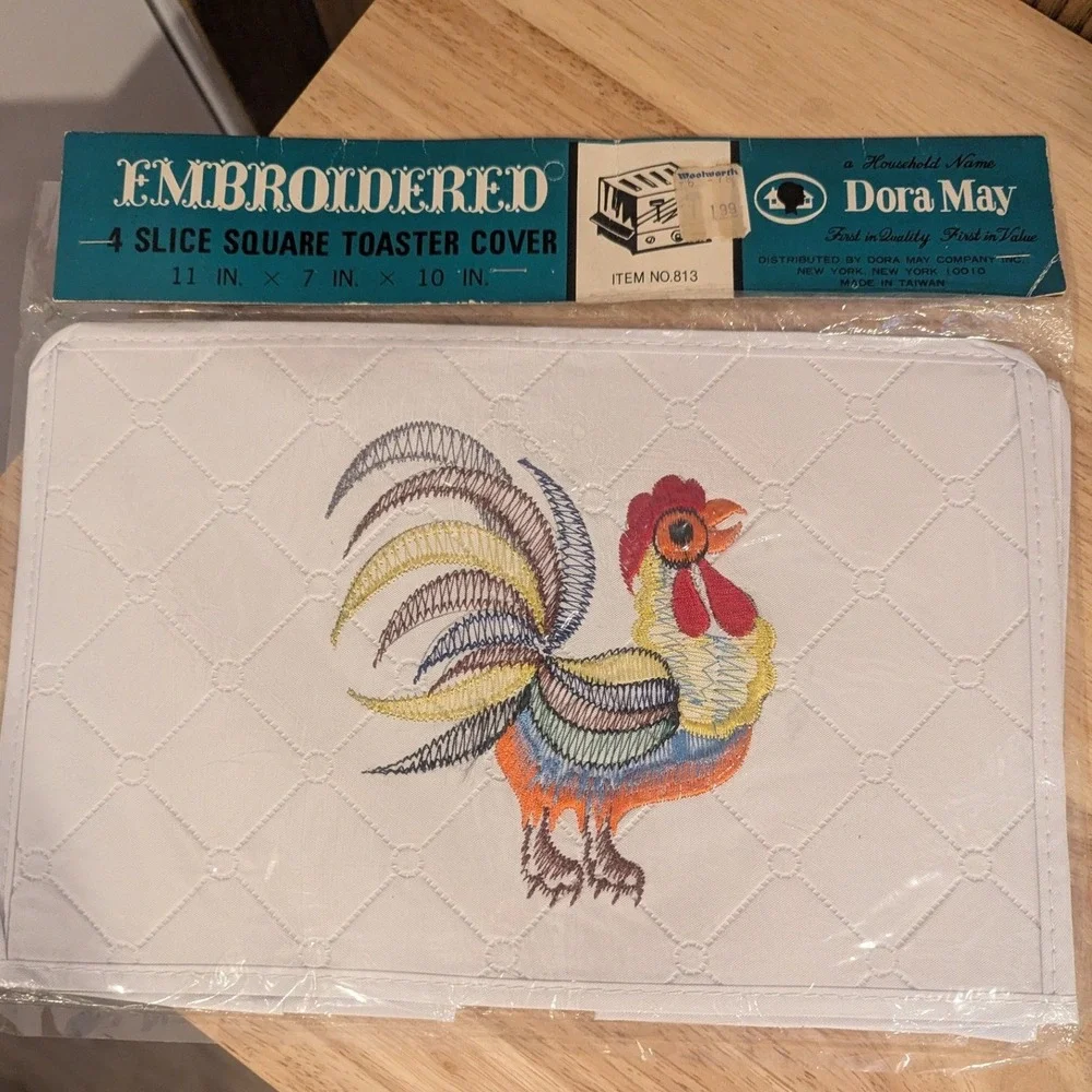 Vintage Dora May Embroidered Rooster 4 Slice Square Toaster Cover White Quilted